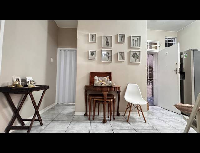 1.5 BEDROOM APARTMENT FOR SALE IN MORNINGSIDE